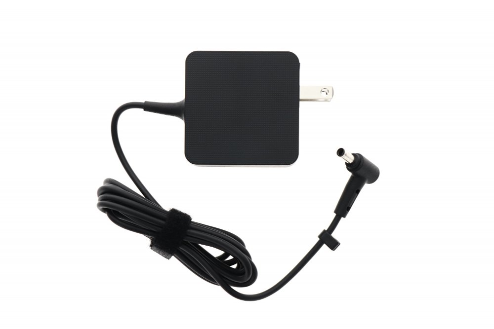 ASUS Netzteil 45W | 19V 2-Pin (4,5PHI) | Amerikanischer Stecker | Generalüberholt